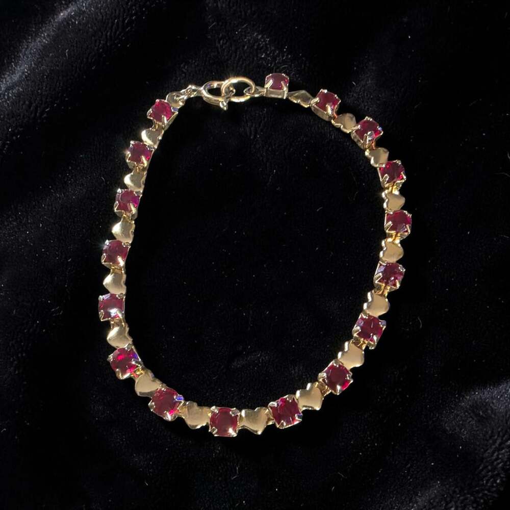 Vintage Fashion Jewelry Gold  Heart Link Bracelet with Round Red Stones